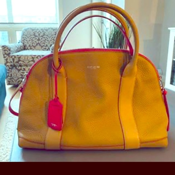 Coach shoulder bag / tote, excellent condition. - Picture 1 of 2